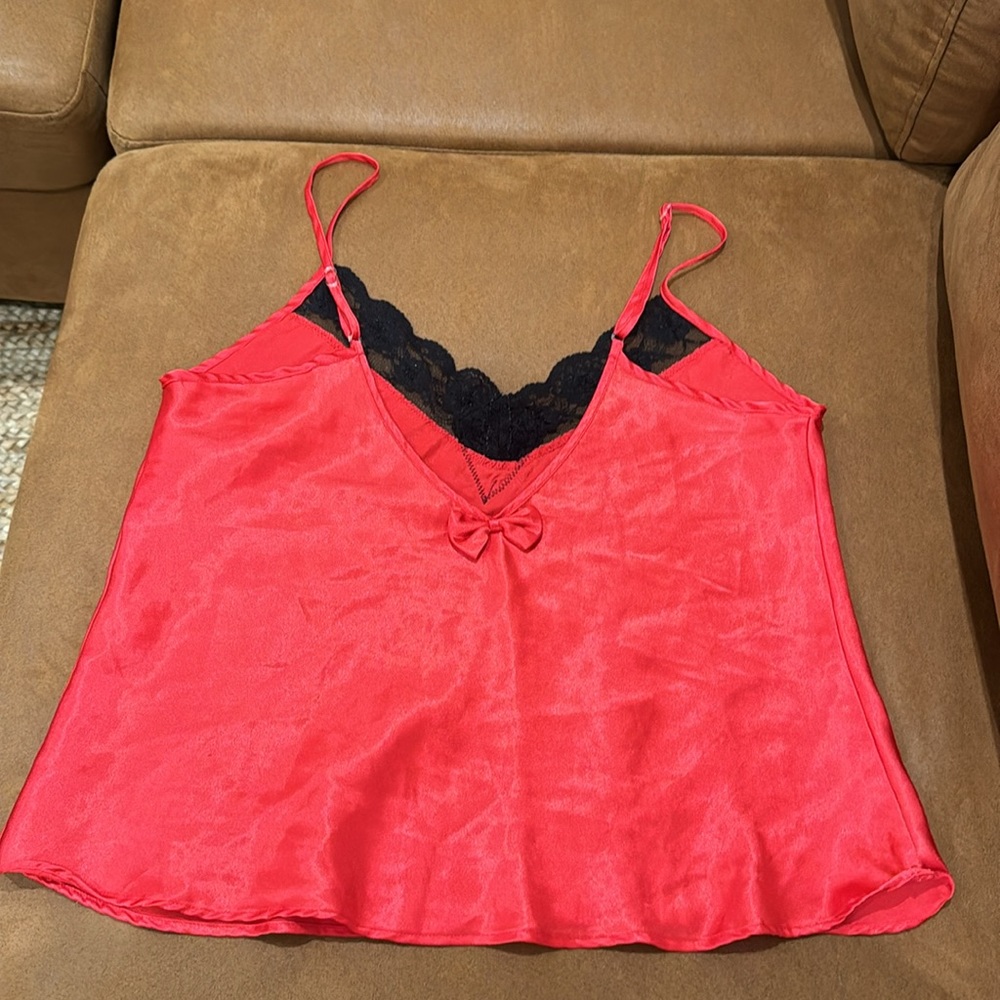Y2K red cami with sequences and beading - Picture 4 of 4